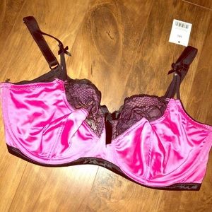 34G pink and black lace bra